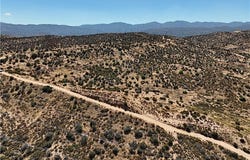 740 Summit Valley (NEAR) Road, Hesperia, CA 92345