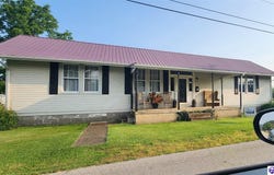 1018 W Houston Street, Cloverport, KY 40111