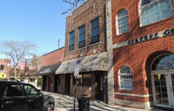 118 W Clark Street, Crown Point, IN 46307