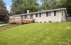 4664 Parkridge Avenue, Pleasant Hill, IA 50327