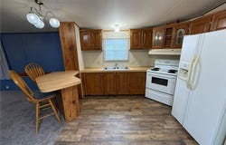 809 Zella Avenue NW, New Philadelphia, OH 44663
