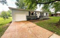 1003 Gayle Street, Eldon, MO 65026