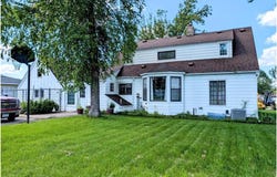 205 5th Street S, Sauk Centre, MN 56378
