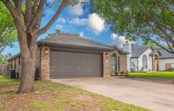 208 Bastian LN, Georgetown, TX 78626