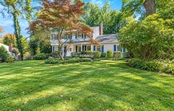 4 Middlesex Place, Northport, NY 11768