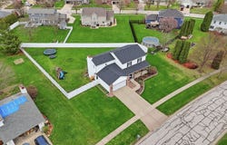 24821 S River Trail, Channahon, IL 60410
