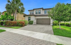 8241 NW 79th Ave, Tamarac, FL 33321
