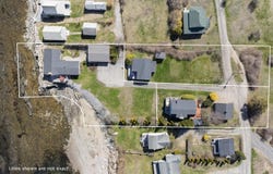 8 Linnel Drive, Harpswell, ME 04003