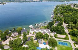 10660 N Southshore Drive, Syracuse, IN 46567