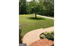 2412 FAIRGROUND Road, MAIDENS, VA 23102