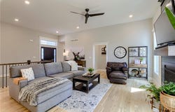 449 Lilly Lane, Liberty, MO 64068