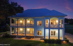 245 Front Beach Drive, Ocean Springs, MS 39564
