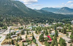 153 Davis St, Estes Park, CO 80517