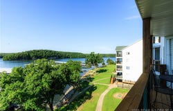 601 Park Place Drive, Kaiser, MO 65047