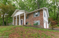 113 Netherlands Rd, Oak Ridge, TN 37830