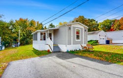20 Hawthorn Drive, Norway, ME 04268