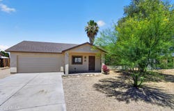 690 E OSAGE Avenue, Apache Junction, AZ 85119