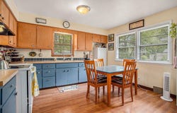 23 Riviera Drive N, Battle Creek, MI 49037
