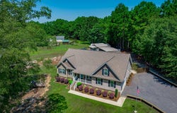 5557 Brooklyn Road, Great Falls, SC 29055