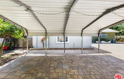 20628 Clark St, Woodland Hills, CA 91367