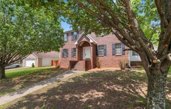 13700 Carrington Place Dr, Alexander, AR 72002