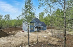 56-2 Old Coach Road, New Boston, NH 03070
