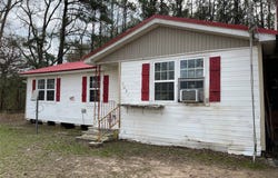 3176 Highway 155, Coushatta, LA 71019