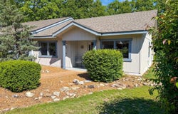 8 Spring River Lane, Cherokee Village, AR 72529