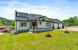8 Ellis Drive, Hurricane, WV 25526