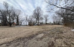 5137 Poplar Level Rd, Louisville, KY 40219