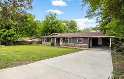 1912 W Oakwood st, Tyler, TX 75702