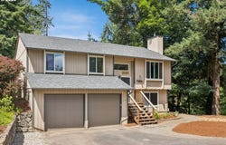 1625 SE REGNER RD, Gresham, OR 97080