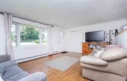 8 Andover Road, Beverly, MA 01915