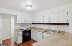 5647 HARPERS FARM RD #F, COLUMBIA, MD 21044