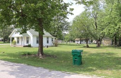 603 E Summit Avenue, Seymour, MO 65746