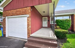 5 Picotte Drive, Albany, NY 12208