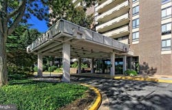 1800 OLD MEADOW ROAD, MCLEAN, VA 22102