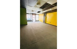 725 Bainbridge St, Barry, IL 62312