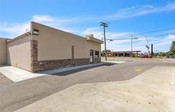 7106 NW 39th Expressway, Bethany, OK 73008