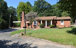 1108 Pine Hill Road, Asheboro, NC 27205