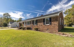 450 Camellia Street, Kinston, NC 28504