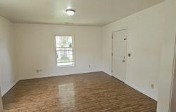 830 W Scott Street, Springfield, MO 65802