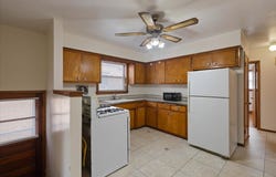 8 E 144th Street, Riverdale, IL 60827