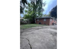 1678 Oakmont Lane, Sandusky, OH 44870