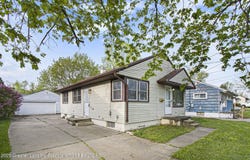 1925 Hillcrest Street, Lansing, MI 48910