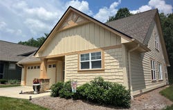 24 Gray Wolf Lane, Hendersonville, NC 28792