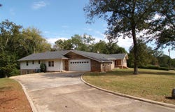 7 CHRISTOPHER WAY, ANNISTON, AL 36207