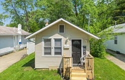 312 W EVERGREEN AVENUE, SOMERDALE, NJ 08083