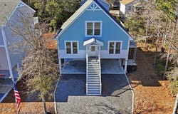 129 N Middleton Avenue, Oak Island, NC 28465