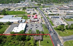 3870 Lamar Avenue, Paris, TX 75462